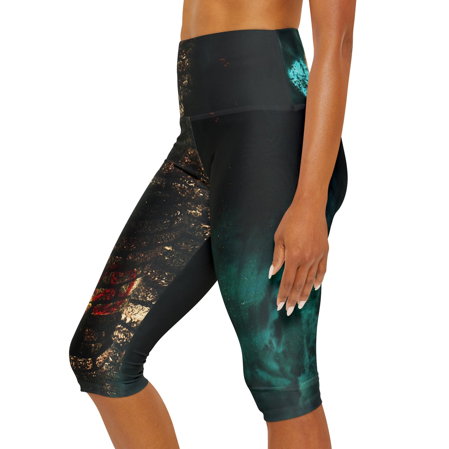 Army Girl Water Brush Capri Leggings