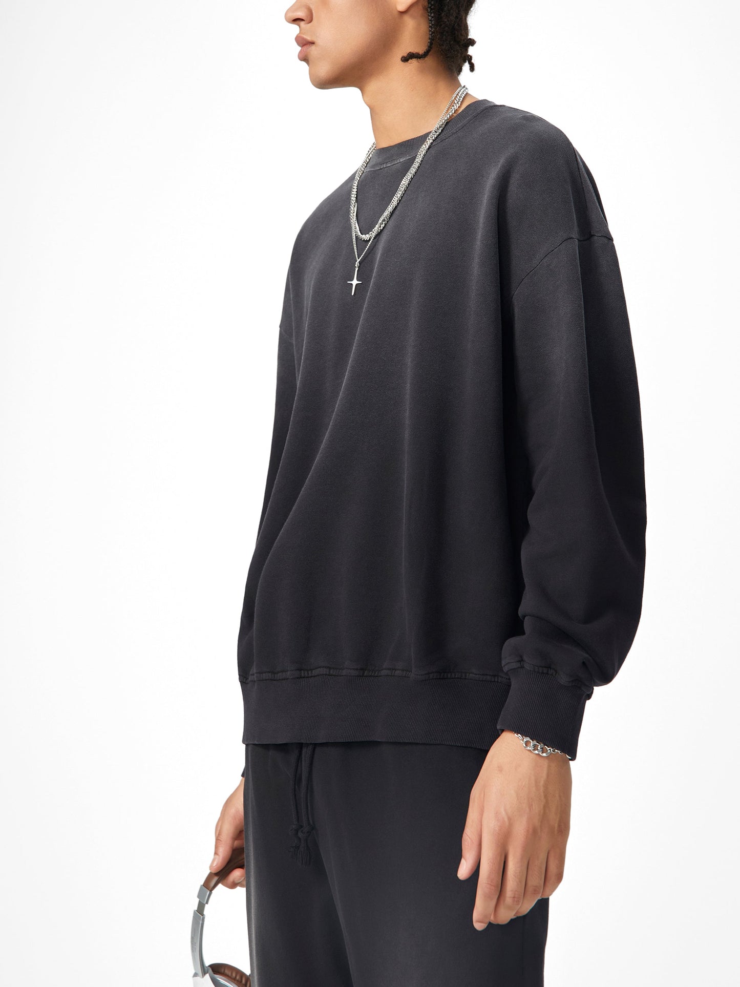 Amaru Khan Stars Handcrafted Vintage Wash Drop-Shoulder Sweatshirt