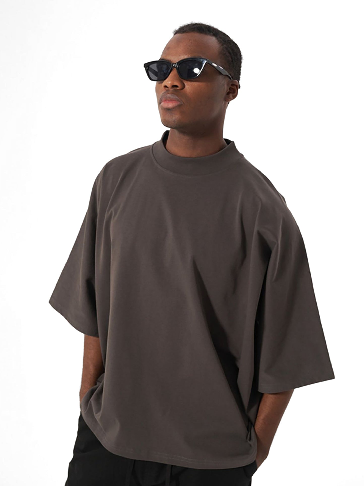 Amaru Khan Stars Oversize One-piece Pattern Cut Boxy Tee
